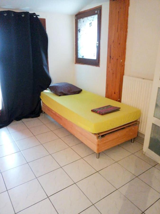 Appartement Charmant A Avignon 50 M² Terrasse Privee Exterior foto